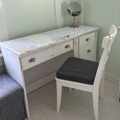 Vanity/Desk