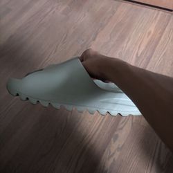 salt yeezy slide