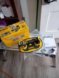 DeWalt GRABO Lifter 20V Cordless Slab Lifter