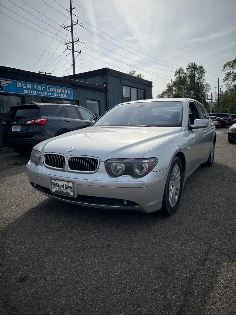 2002 BMW 745