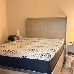 Queen Bed with Mattress