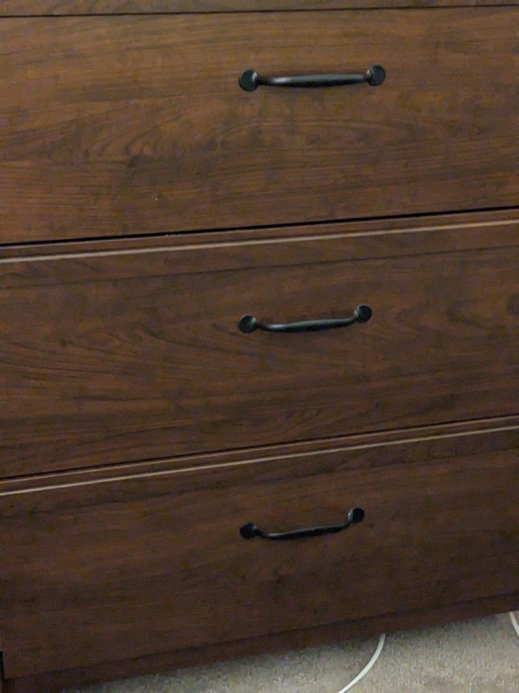 Dresser 15 for Sale in Seattle, WA OfferUp