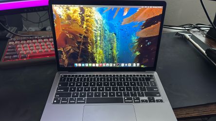 Macbook Air (2021)