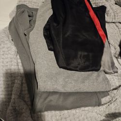 Joggers Al For 8to 10 Kids 3 For 10 