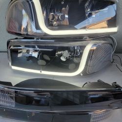 99-06 Gmc Sierra Yukon LED DRL Headlights Luces Micas Calaveras Faros Faroles Focos