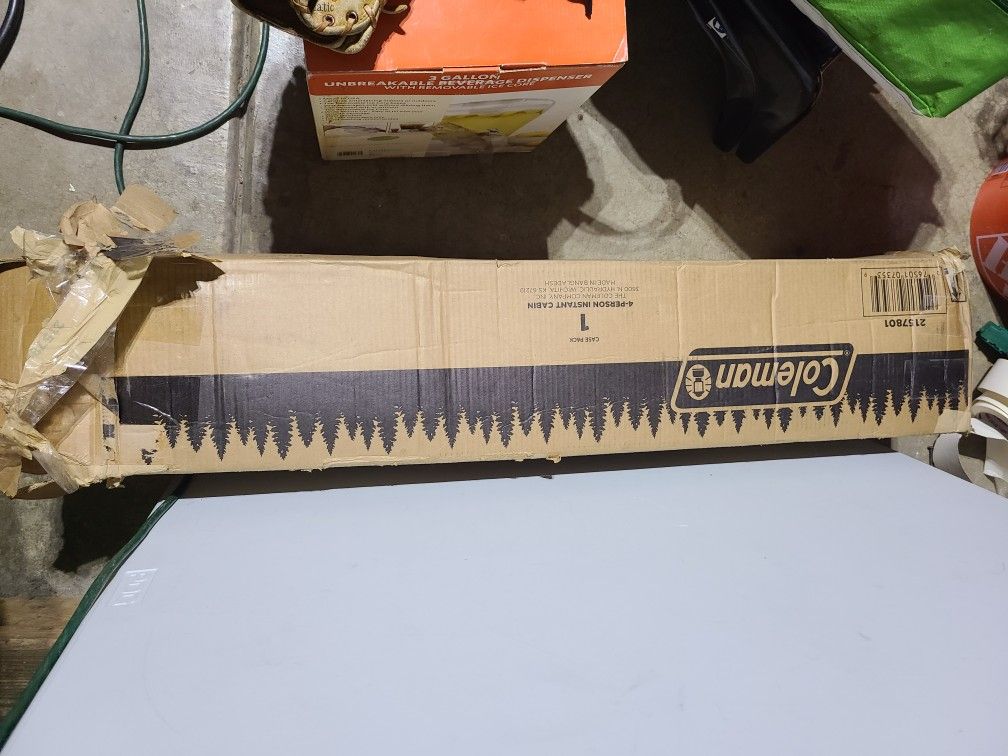 Coleman Intant Cabin