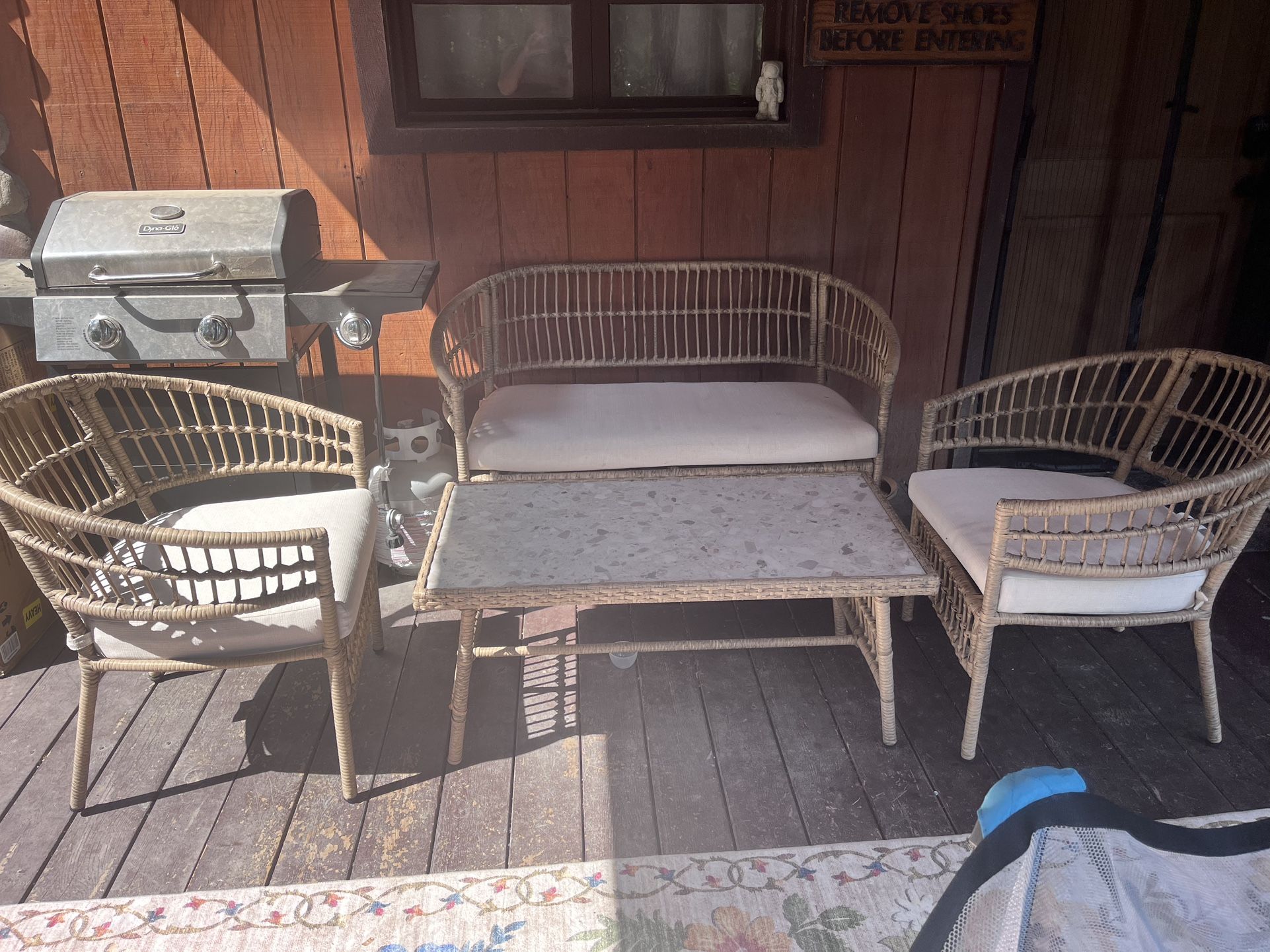 White-beige Patio Set