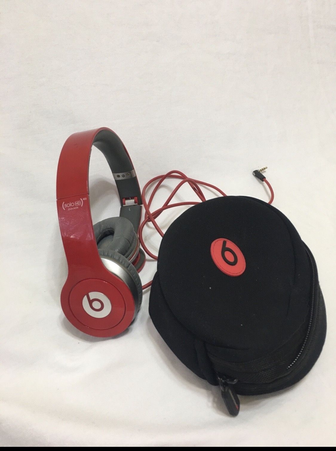 Beats by Dr. Dre Solo HD (RED) — Special Edition 