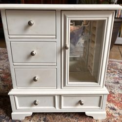 White Jewelry Box