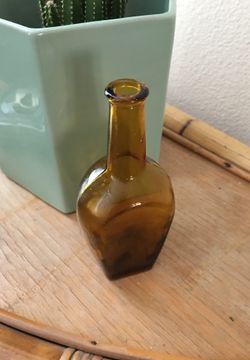 ANTIQUE BOTTLE