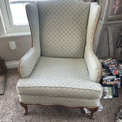 Wingback Vintage Chair - Mint 