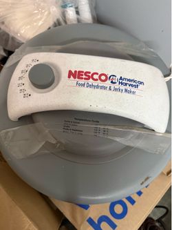 Nesco Food Dehydrator & Jerky Maker