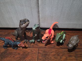 Jurassic World Dinosaur Action Figures Lot of 6