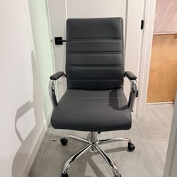 Executive Office Chair