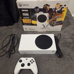 XBox S Series w/ Games