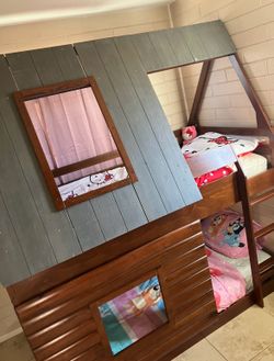 Twin over twin bunk bed