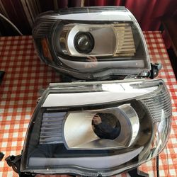 Headlights And Tail Light For Tacoma 2 Generation