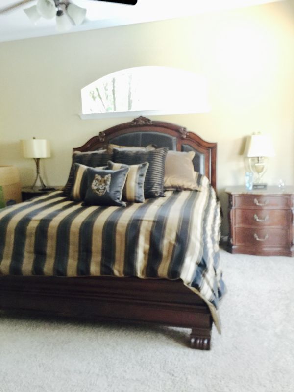 King Size Bed Star Furniture Basset Pillow Top Mattress King Size Bed Star Furniture Basset Pillow Top Mattress Included
