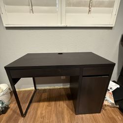 IKEA Micke Black-Brown Desk