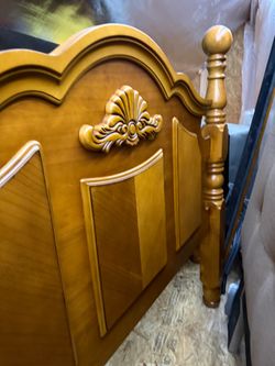 Queen bed