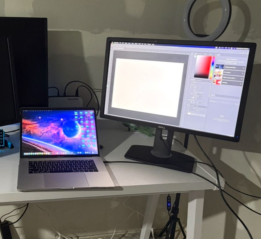 DELL 24” MONITOR WITH POWER CORD
