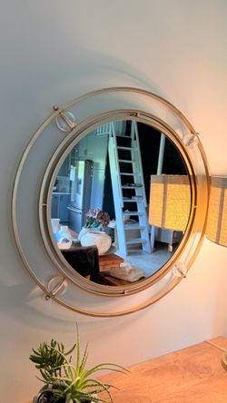Round Wall Mirror with Gold Metal Frame