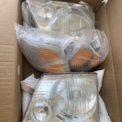 Ford Explores Headlights 2003