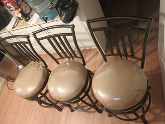 3 Bar Stools New