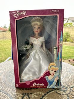 Disney Cinderella Porcelain Bride Doll