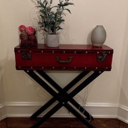 Entry away/console/accent table - Unique 