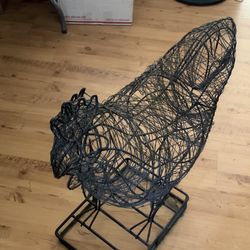 Big Wire Chicken 