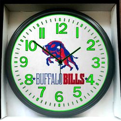  Buffalo Bills NFL Glow In The Dark Wall Clock New!
