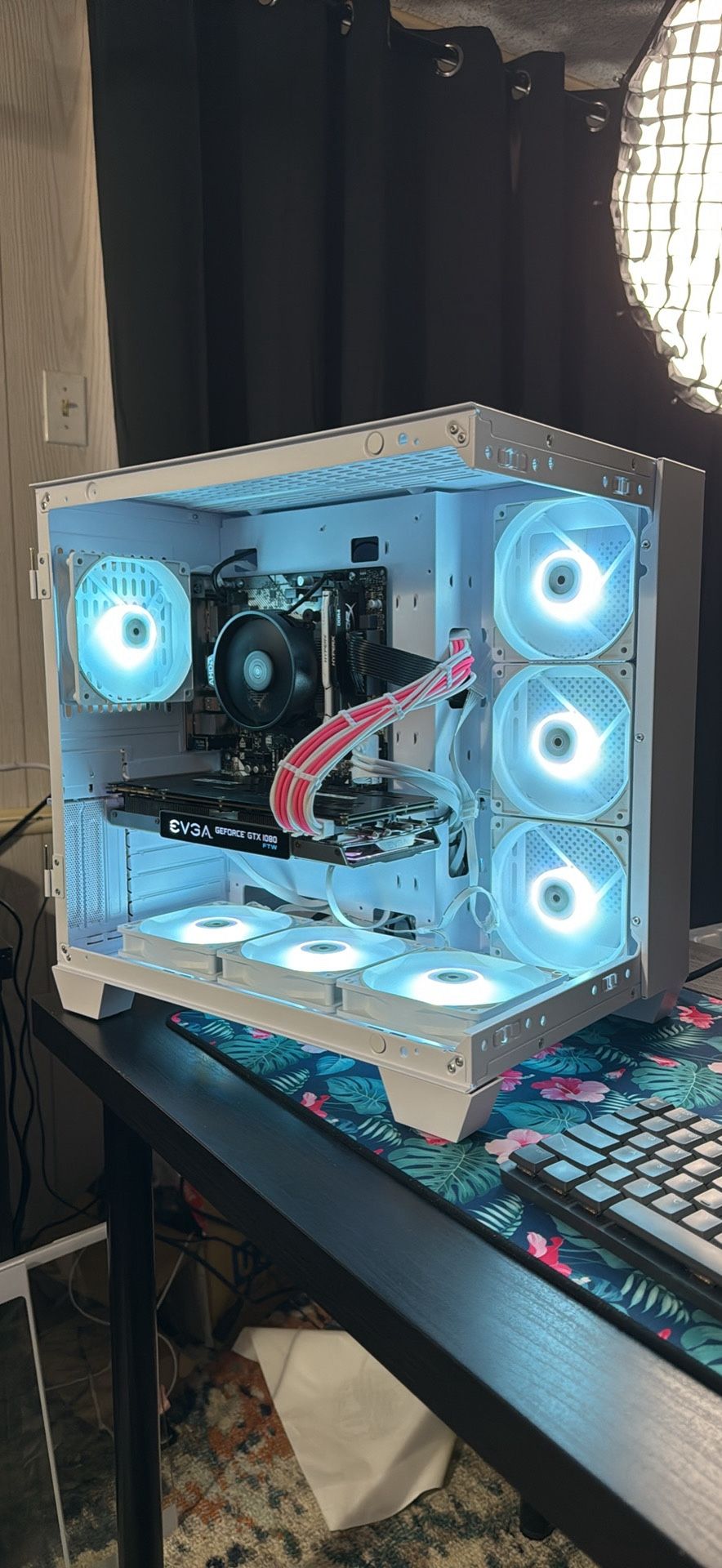 200 FPS Fortnite High Performance RGB Gaming PC