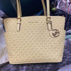 Michael Kors Shoulder Tote