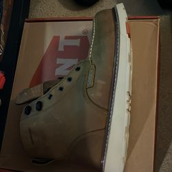 brunt marin unlined soft toe boots 8.5