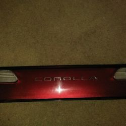 Toyota Corolla 97 dx back trunk light in good condition 