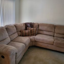 L-Shape Sleeper Sofa (Tan)