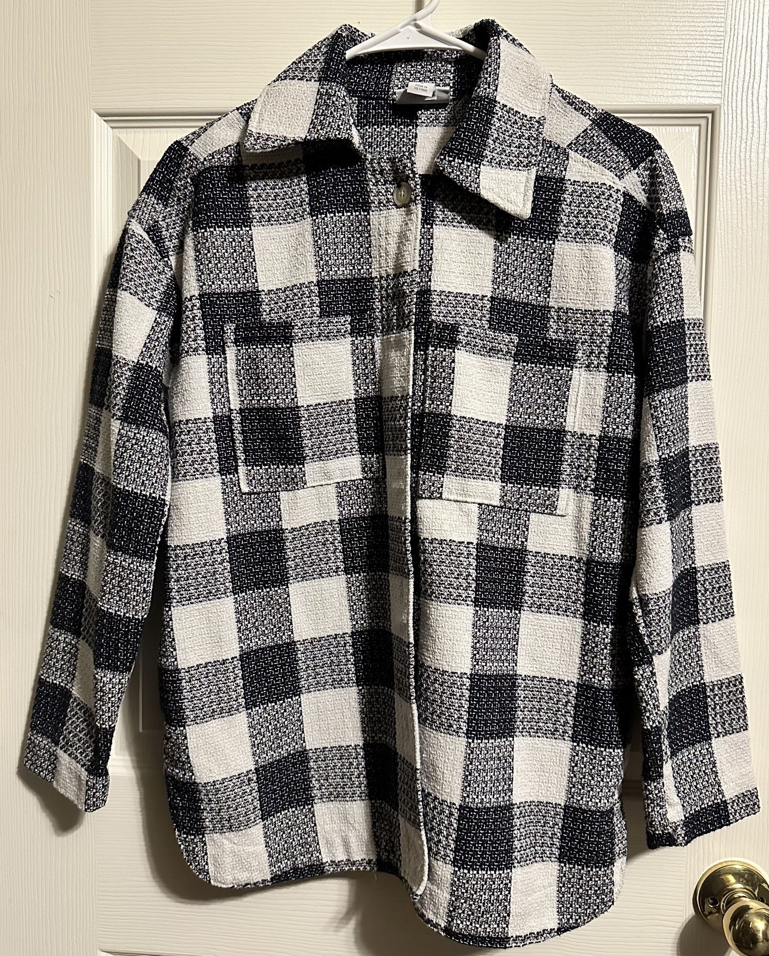 Liz Claiborne Checkered Shirt Size Small