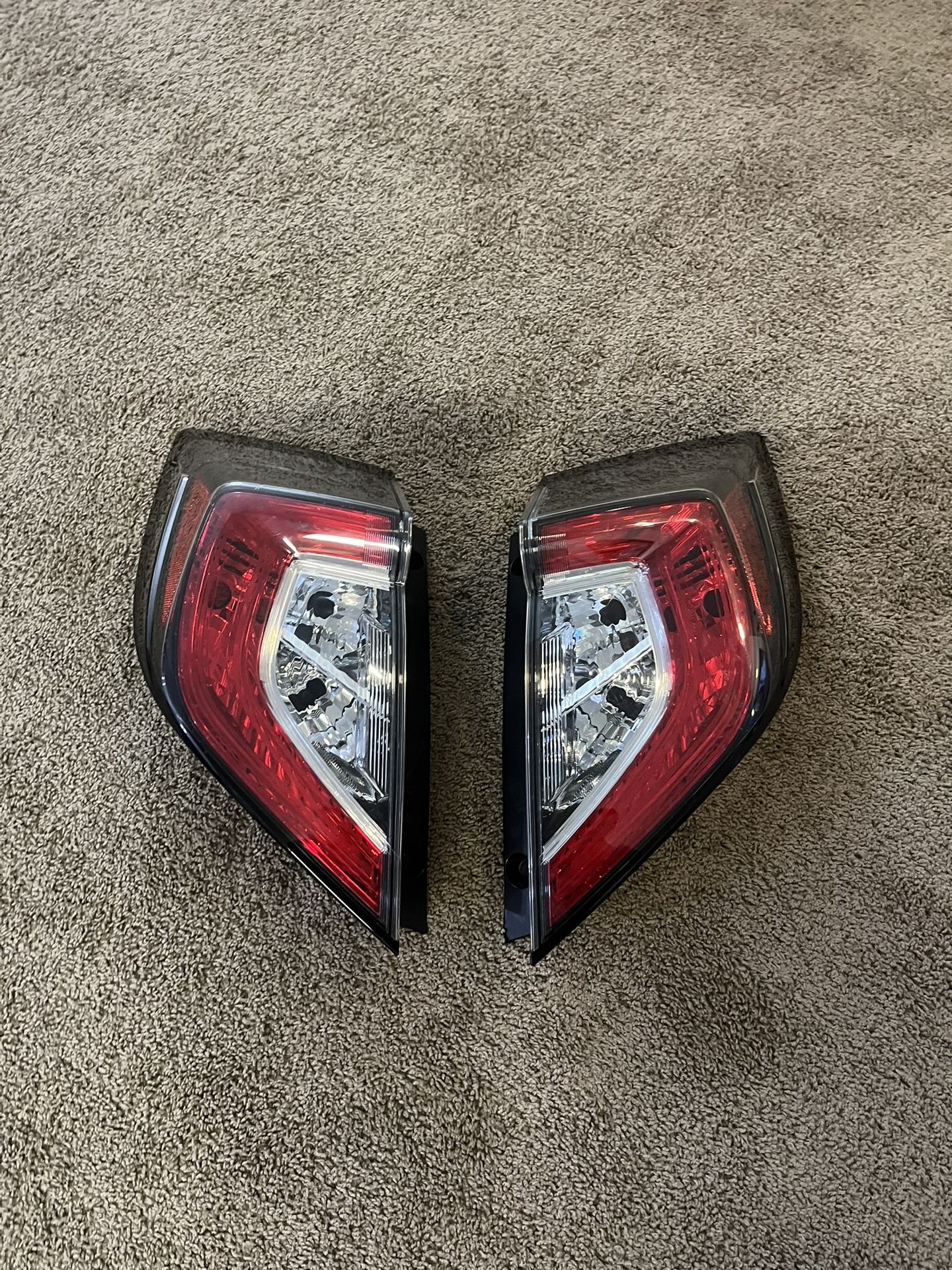 2017-2021 HONDA CIVIC TYPE R FK8 OEM LH DRIVER SIDE REAR TAIL LIGHT ASSY