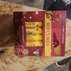 4 Pack Burt's Bees Gift Set