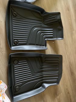 2018-2024 CAMRY MATS NEW IN PACKAGE $50/TAPETES CAMRY NUEVOS