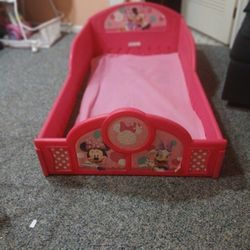 Toddler Bed For A Girl 