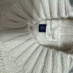 Women’s Knit Sweater