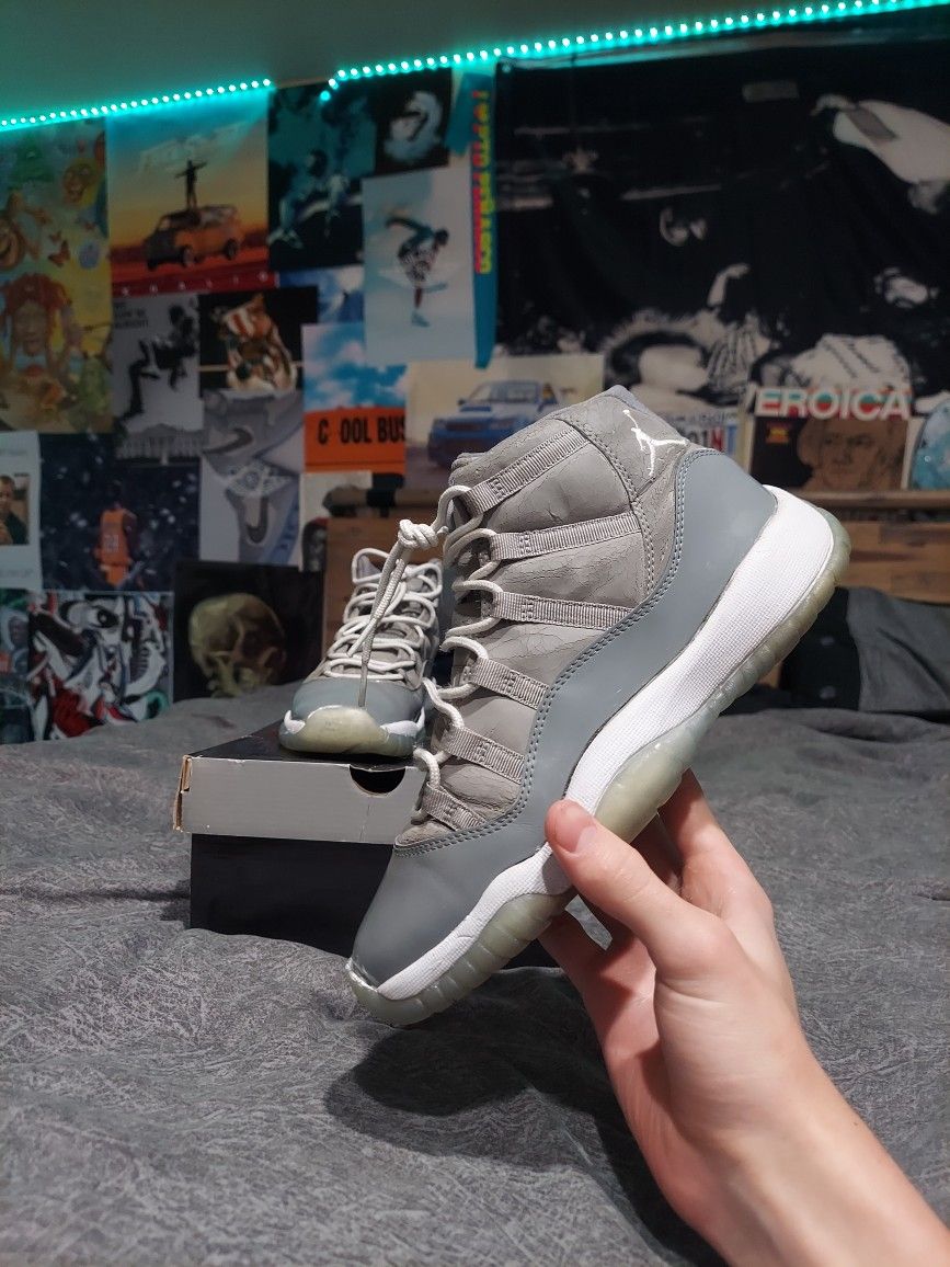 Jordan 11 Cool 2011 Size 6Y, 7.5 W