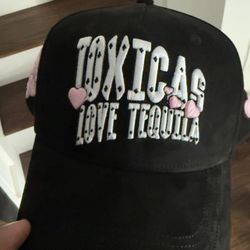 Chicos Toxicos Hat 