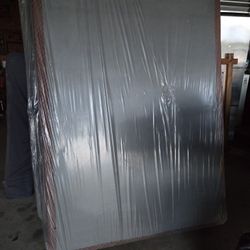 NEW Full Size Box Spring / Foundation - Still in Plastic