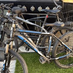 Giant trek schwinn  bikes just need some cleaning and lube