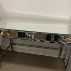 Mirrored Vanity Desk – Glam Style – Wobbly/Missing Parts – DIY Project