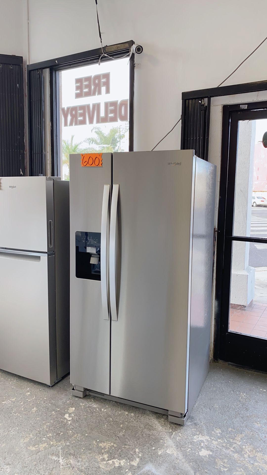 Whirlpool Stainless Steel Side-By-Side With Ice-maker And Water Dispenser Refrigerator 