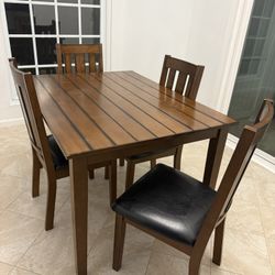 Dining Table With 4 Chairs 